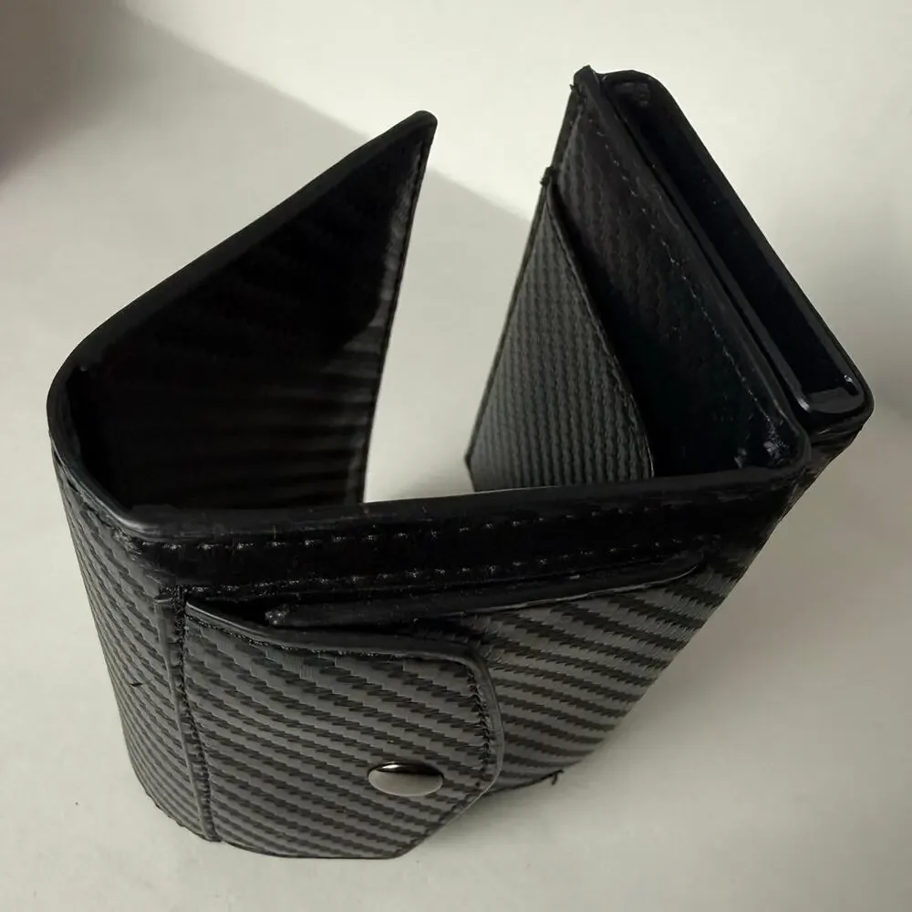 Smart Minimalist Wallet with RFID Blocking - Carbon Fiber